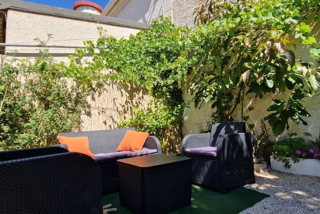 Oscar's Chillout House By The Santa Pola